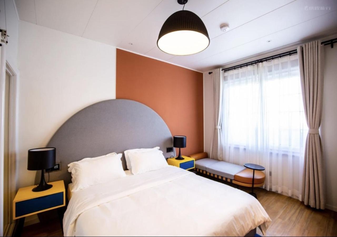 Discovery Saipan Hotel Garapan Buitenkant foto